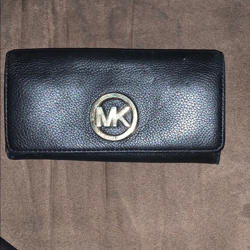 MK black wallet